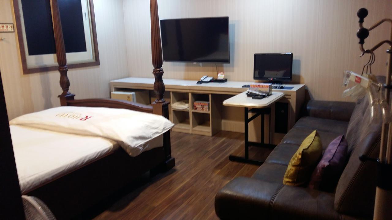 Residence R Hotel Daegu Exterior photo