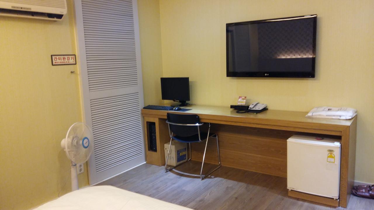 Residence R Hotel Daegu Exterior photo